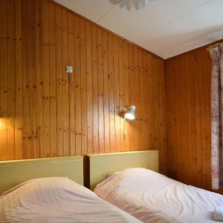 Charming Holiday In Near Lake Ferienhaus