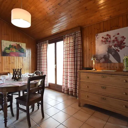 Ferienhaus Charming Holiday In Near Lake *